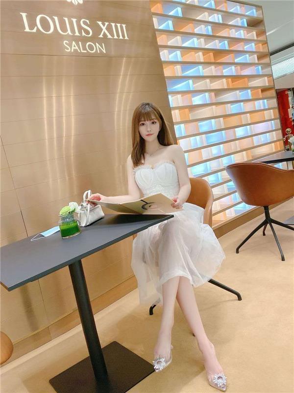 西青区，又一位新人极品小妹